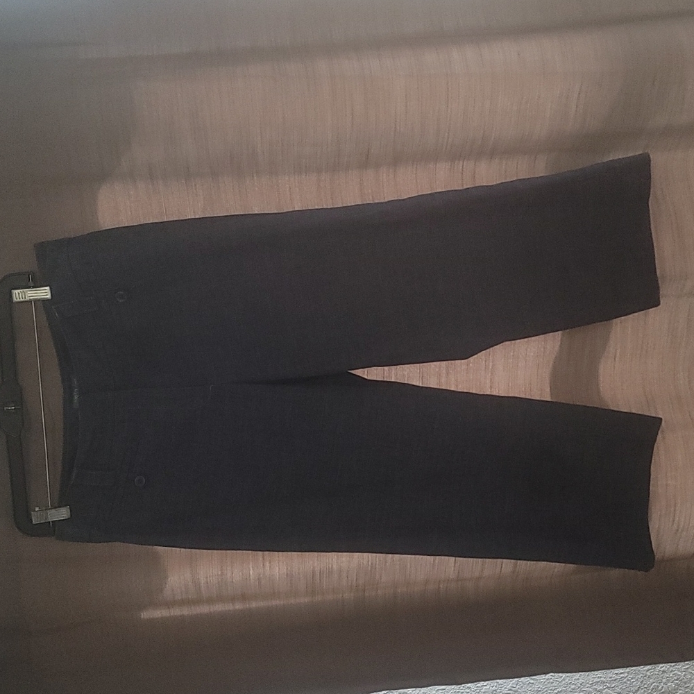 Apt. 9 Maxwell capri Size 12